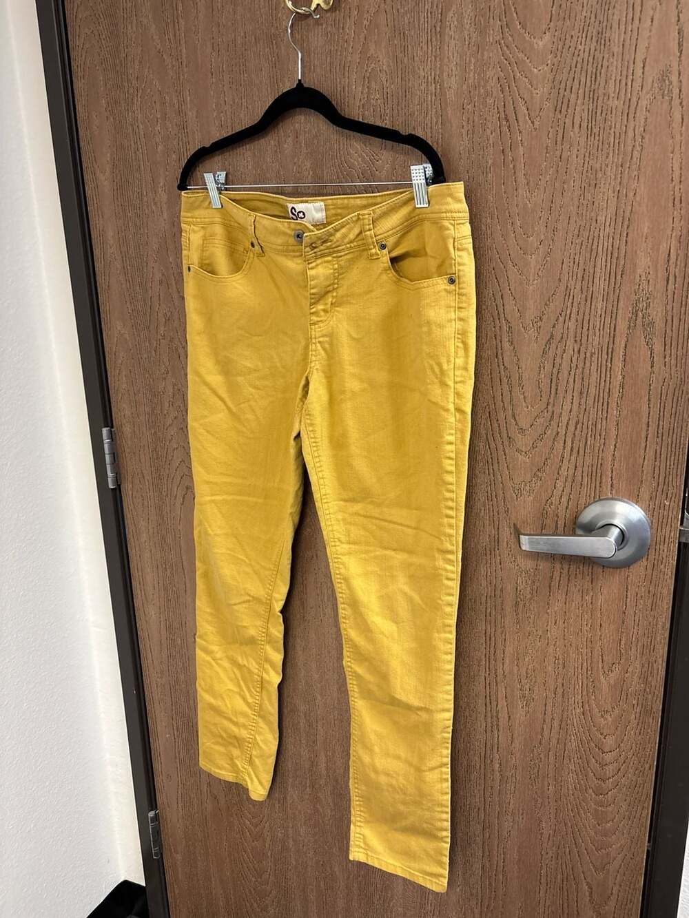 SO Mustard Yellow Skinny Pants Size 13